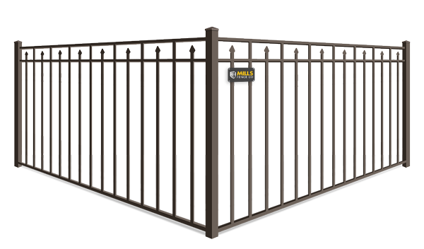 Alternating Extended Pickets aluminum fence company in Columbus Ohio