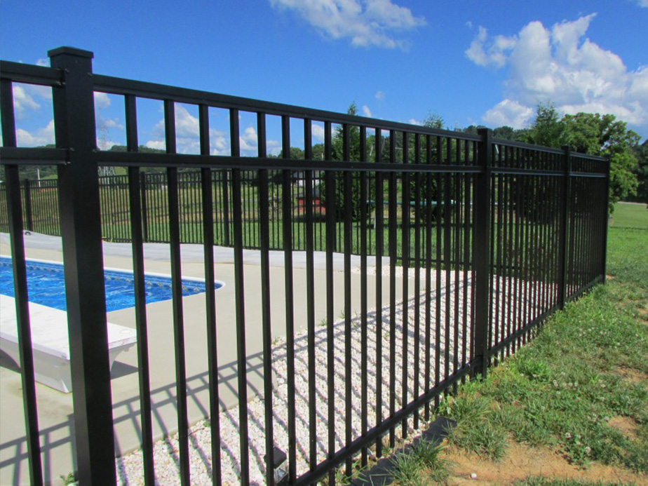 Residential fence contractor in Columbus Ohio
