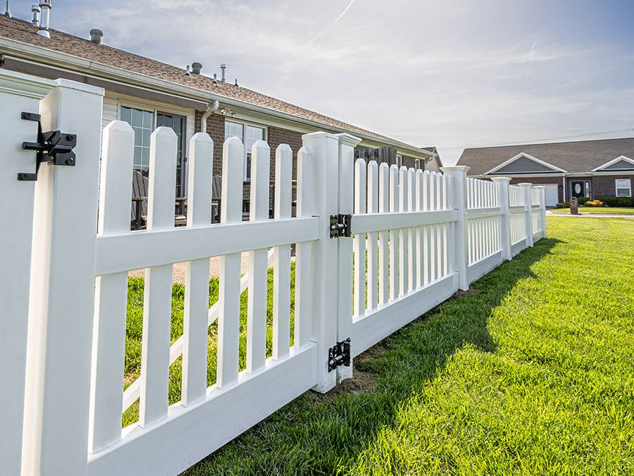 vinyl fence Columbus Ohio
