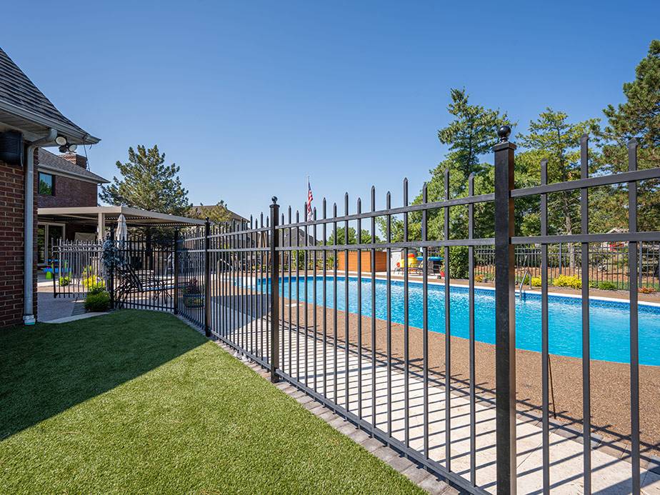 Pool Fence Example in Grandview Heights Ohio